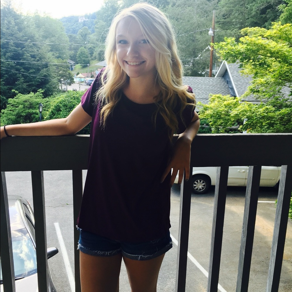 Meet your Posher, Lexie